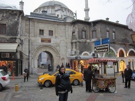 Erynn and Greta Istanbul Grand Bazaar1